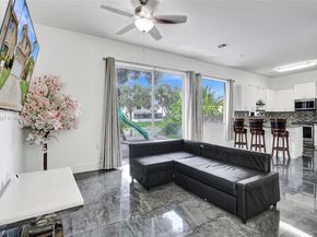 9860 NW 20th Ct, Pembroke Pines FL 33024