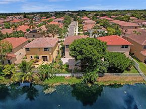 9860 NW 20th Ct, Pembroke Pines FL 33024