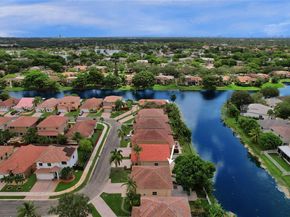 9860 NW 20th Ct, Pembroke Pines FL 33024