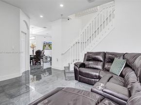 9860 NW 20th Ct, Pembroke Pines FL 33024