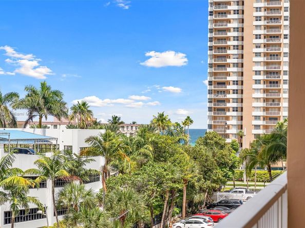 1965 S Ocean Dr 3L, Hallandale Beach FL 33009