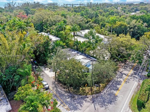 3200 Morris Lane, Miami FL 33133