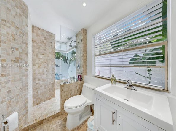 3200 Morris Lane, Miami FL 33133