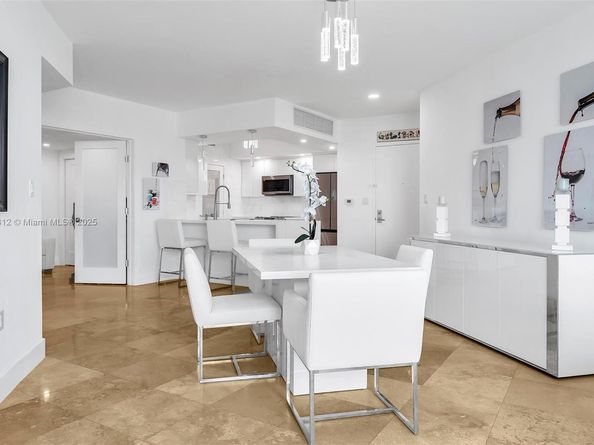 9066 SW 73rd Ct 2110, Miami FL 33156