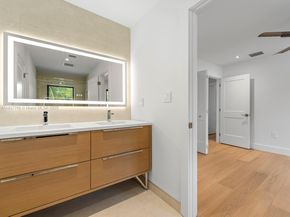 1019 Venetia Ave, Coral Gables FL 33134