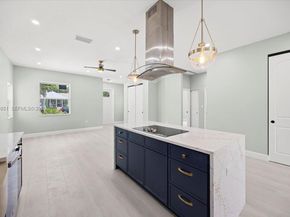 930 34th St, West Palm Beach FL 33407