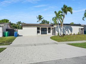 8651 NW 24th St, Sunrise FL 33322
