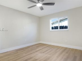 8651 NW 24th St, Sunrise FL 33322