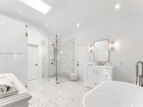 6675 Roxbury Ln, Miami Beach FL 33141