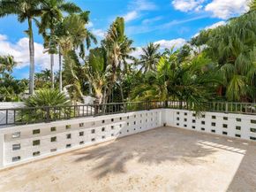 6675 Roxbury Ln, Miami Beach FL 33141
