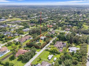 11811 NW 5th Ct, Plantation FL 33325