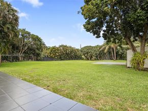 11811 NW 5th Ct, Plantation FL 33325