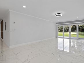 11811 NW 5th Ct, Plantation FL 33325