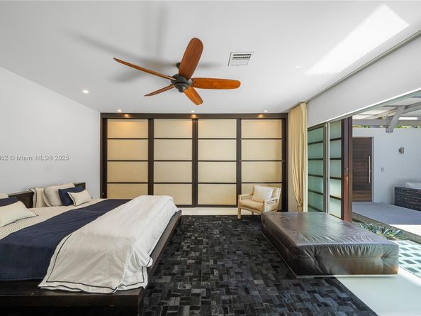 3220 Chase Ave, Miami Beach FL 33140