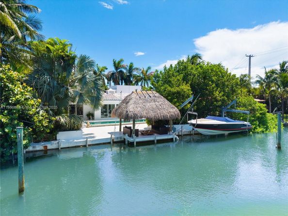 3220 Chase Ave, Miami Beach FL 33140