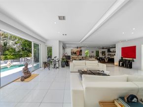 3220 Chase Ave, Miami Beach FL 33140