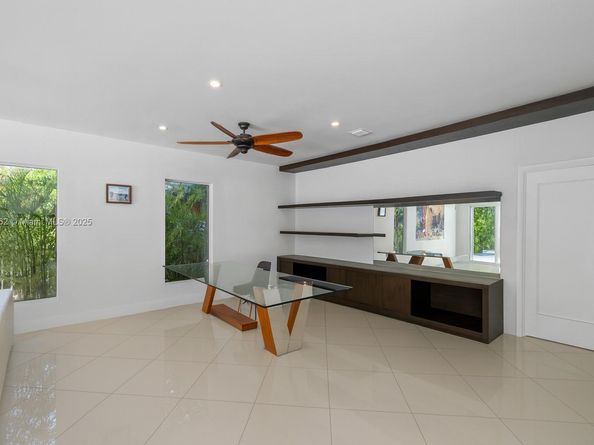 3220 Chase Ave, Miami Beach FL 33140