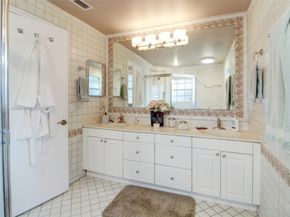 9929 NW 49th Ter, Doral FL 33178