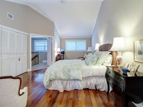 9929 NW 49th Ter, Doral FL 33178