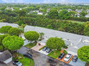 9929 NW 49th Ter, Doral FL 33178