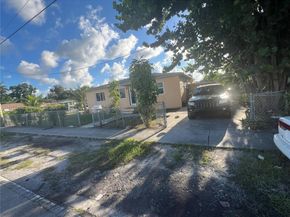 801 NW 105th St, Miami FL 33150