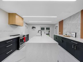 2612 SW 12th St, Miami FL 33135