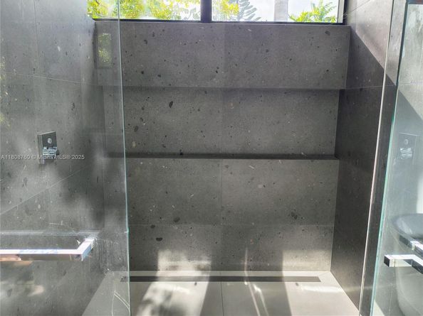 234 SW 22nd Rd, Miami FL 33129