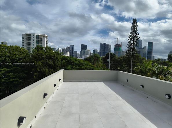 234 SW 22nd Rd, Miami FL 33129