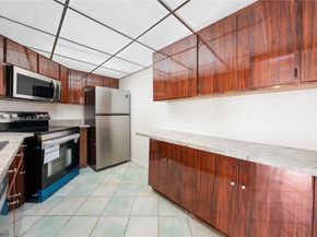 20905 NE 8th Ct 10136, Miami FL 33179