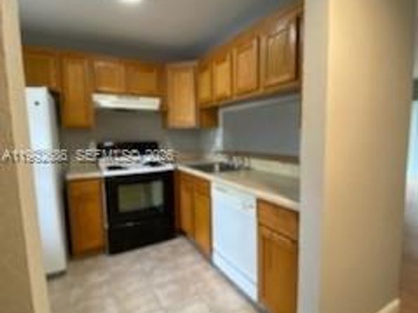 8800 Royal Palm Blvd 1021, Coral Springs FL 33065