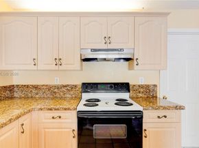 6255 Hawkes Bluff Ave, Davie FL 33331