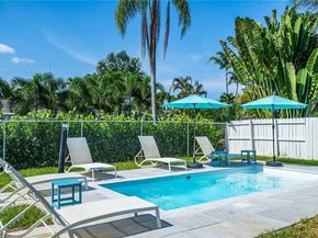 1730 NE 9th Ave, Fort Lauderdale FL 33305