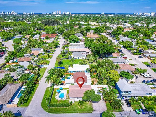 1730 NE 9th Ave, Fort Lauderdale FL 33305