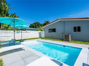 1730 NE 9th Ave, Fort Lauderdale FL 33305