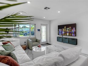 1730 NE 9th Ave, Fort Lauderdale FL 33305