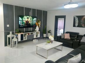 2150 NW 43rd St, Miami FL 33142