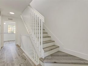 2054 NE 167th St 3122, North Miami Beach FL 33162