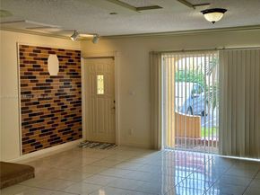 13705 SW 84th St F, Miami FL 33183