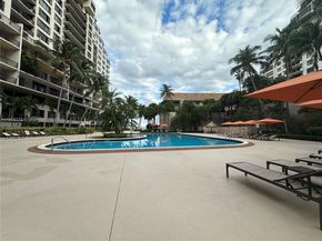 540 Brickell Key Dr 1706, Miami FL 33131