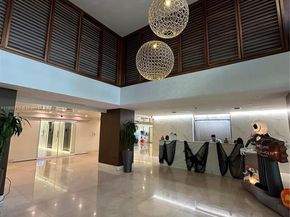 540 Brickell Key Dr 1706, Miami FL 33131