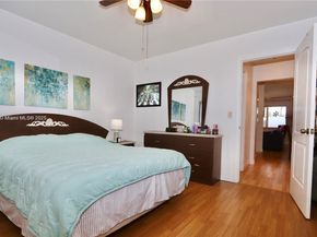 900 SW 11th Ave 15C, Hallandale Beach FL 33009