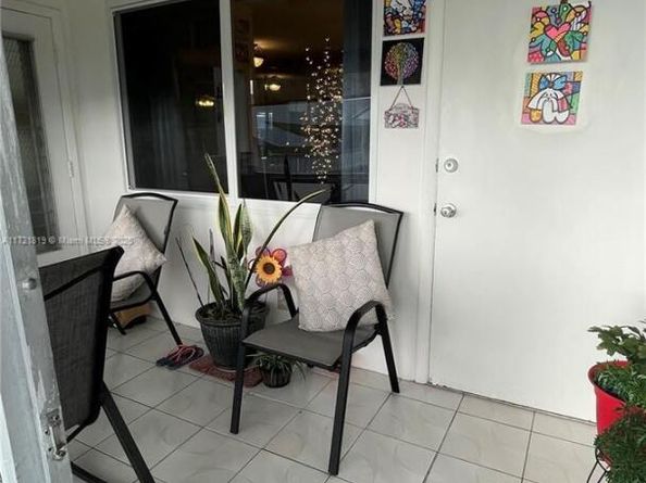 5300 Washington St J312, Hollywood FL 33021