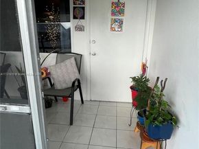 5300 Washington St J312, Hollywood FL 33021
