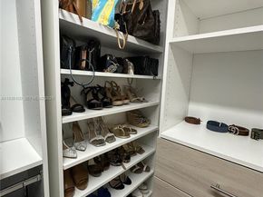 2 Alnwick Rd, Palm Beach Gardens FL 33418