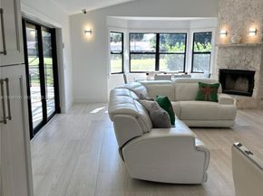 2 Alnwick Rd, Palm Beach Gardens FL 33418