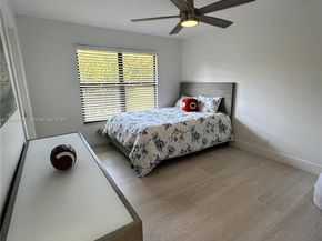 2 Alnwick Rd, Palm Beach Gardens FL 33418