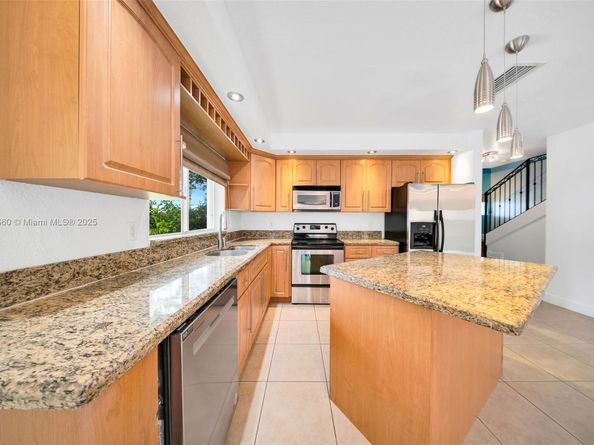 2814 SW 27th Street A, Miami FL 33133