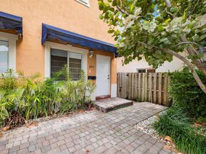 2814 SW 27th Street A, Miami FL 33133