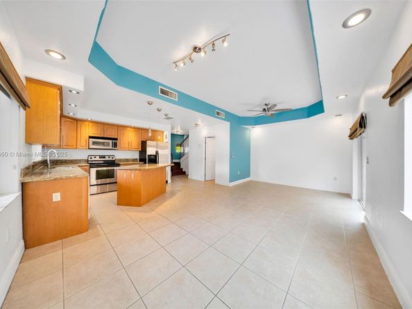 2814 SW 27th Street A, Miami FL 33133