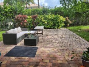 1569 Winterberry Ln, Weston FL 33327